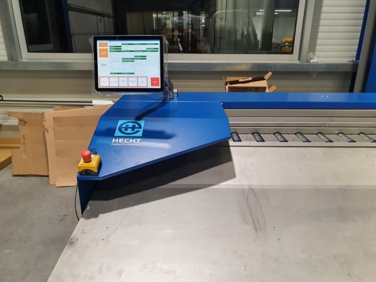 Exenso-SSA-9-Stahlsaegeautomat-von-HECHT-AG-2021-Stahlsaegeautomat-SSA2-Auslaufmagazin-_desktop.jpg